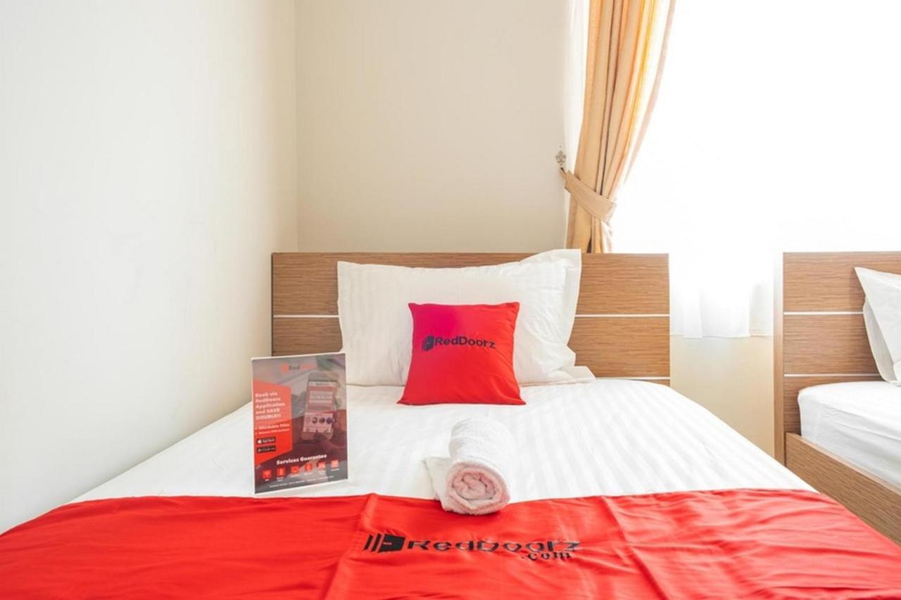 Reddoorz Near Siloam Karawaci 3 Hotel Tangerang Buitenkant foto