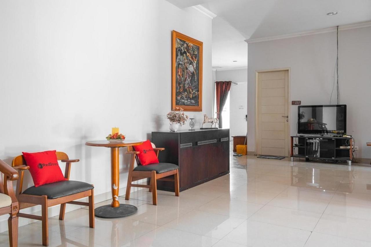 Reddoorz Near Siloam Karawaci 3 Hotel Tangerang Buitenkant foto
